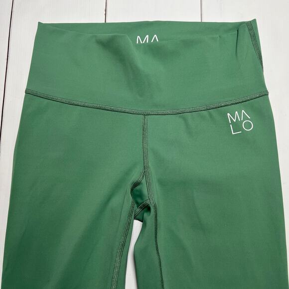 NWOT MALO Republic On the Run 7/8 Tights SIZE M Sagebrush Green Yoga Pants NEW - Picture 9 of 15
